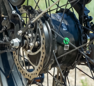 Výměna přepletení elektro motoru náboje od ServisKol.com